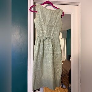 Elegant Mint Lace Sleeveless Dress